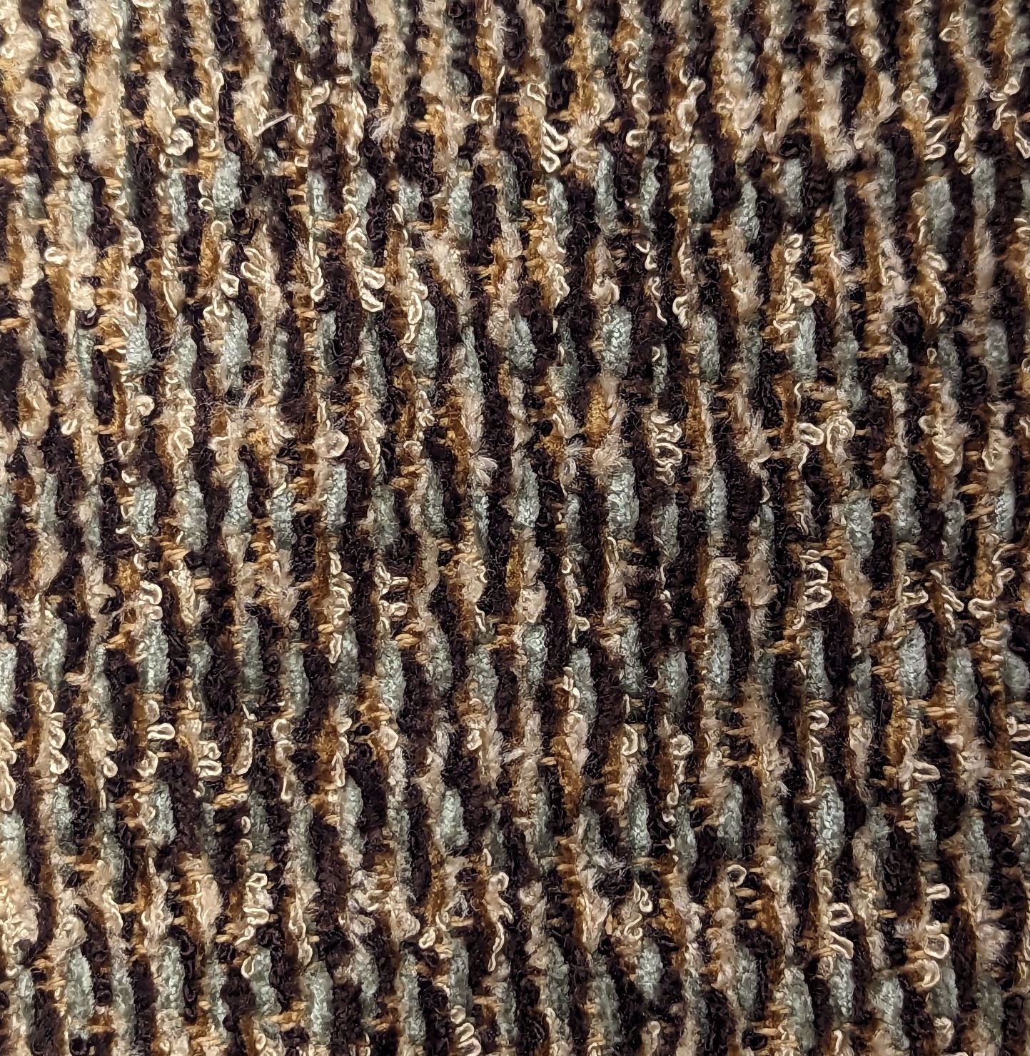 6404-02 - 27.6 Yards - $32/yd